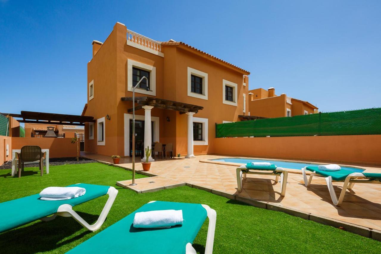 Ftv Holidays Homes Corralejo Bagian luar foto