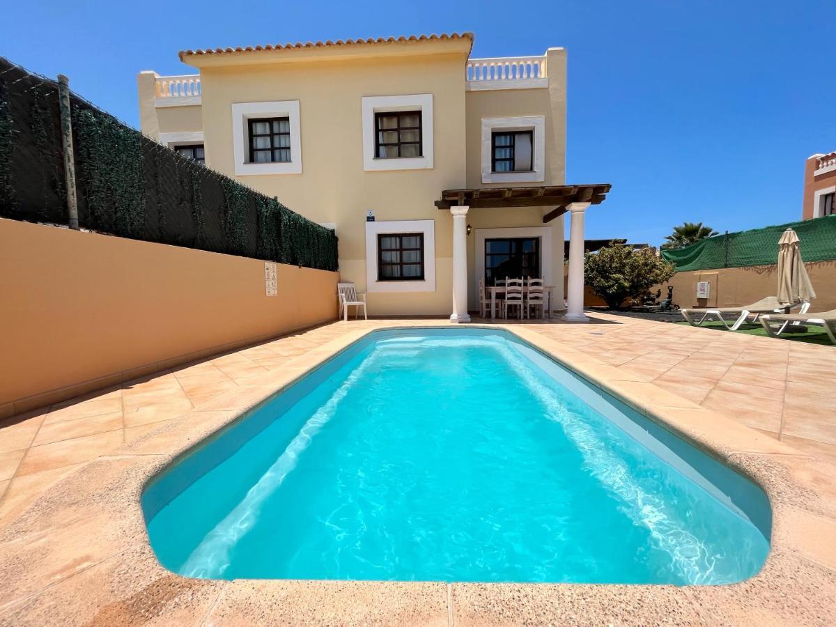 Ftv Holidays Homes Corralejo Bagian luar foto